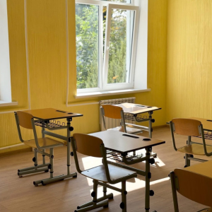 Renovarea a două săli de clasă în Școala-auxiliară internat nr. 5